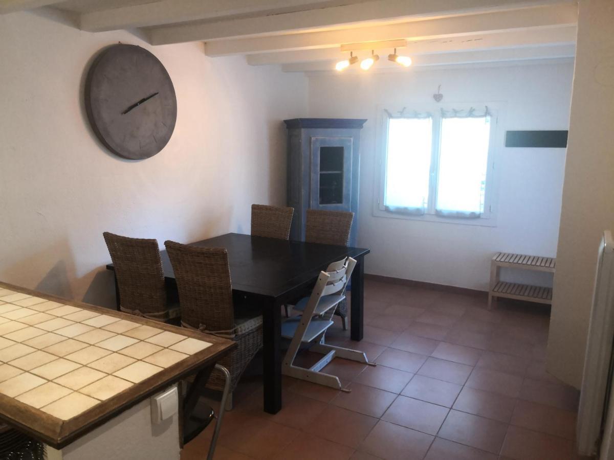 Lieu Paisible Aux Pieds Des Alpilles Parking Privé